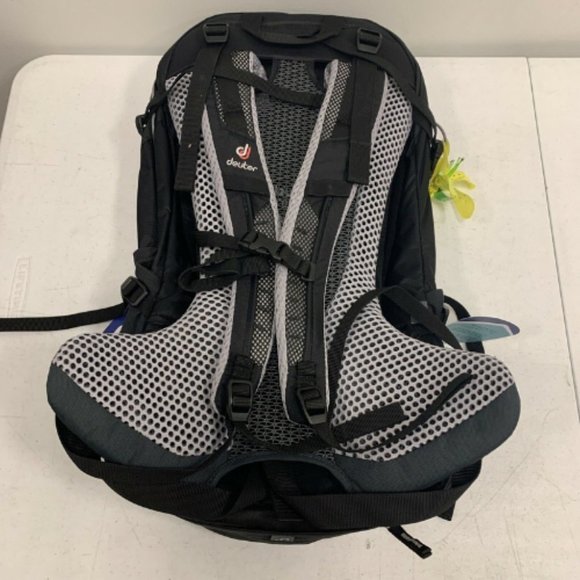 Deuter Women Futura 22 L SportsBackpack Black Z265 - Picture 2 of 4